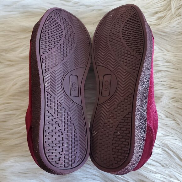 Marc Ecko Unlimited Girl's Wine Red Lace Up Velour Sneaker SZ 4 - Picture 4 of 10